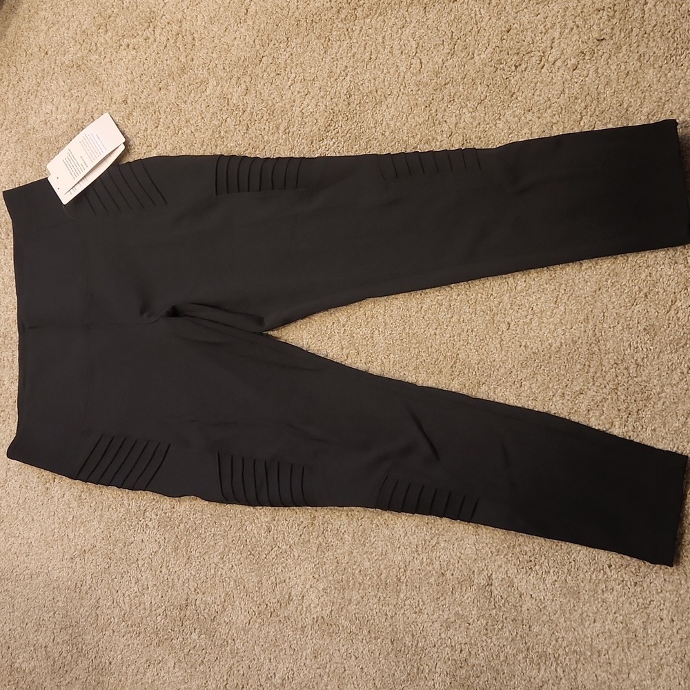 NWT Athleta Black Delancey Moto Tight